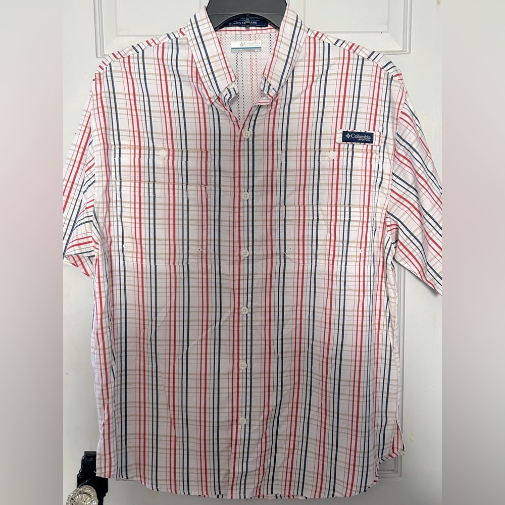 Columbia Men’s shirt